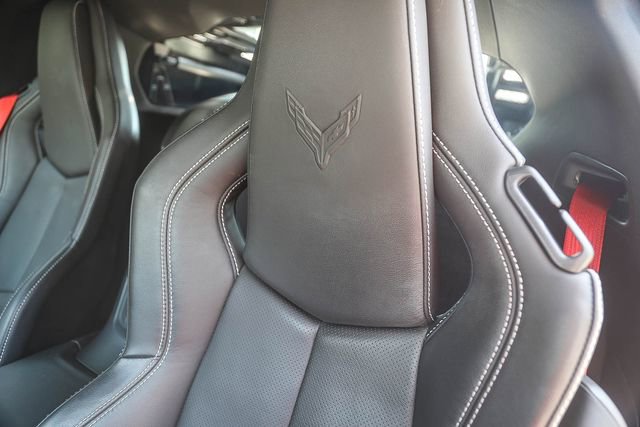 Used 2025 Chevrolet Corvette Stingray Preferred Cpe w/ Battery Protection Package RWD image 24