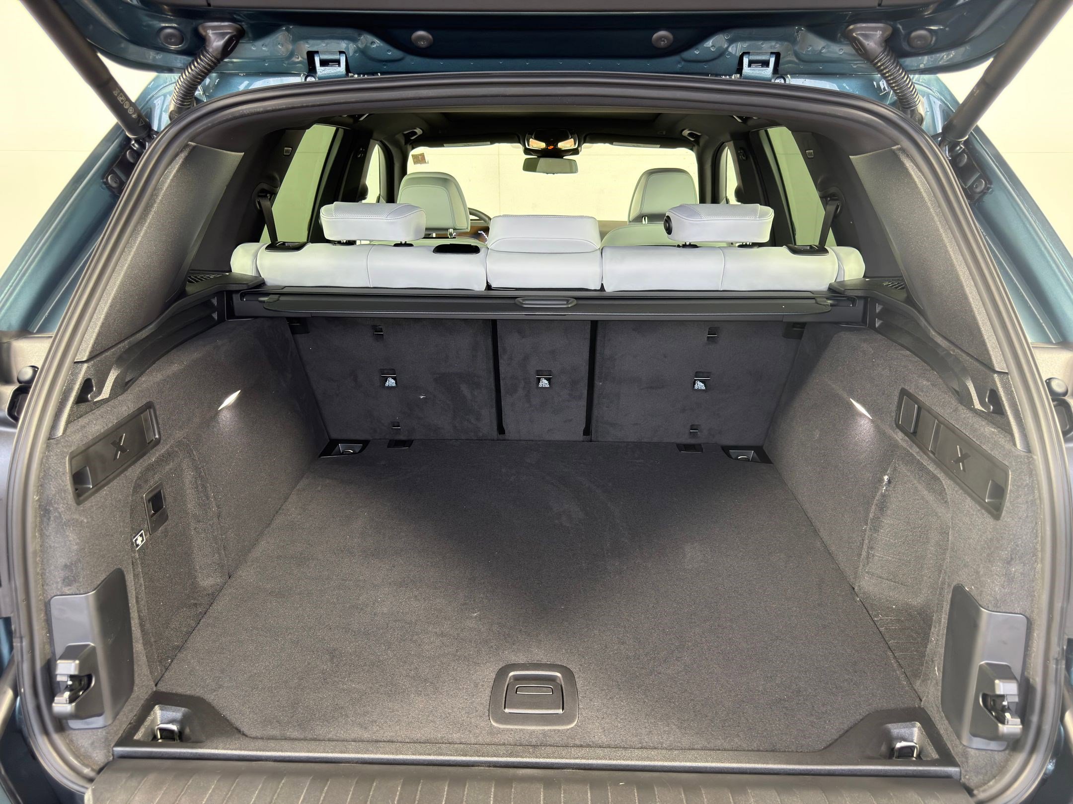 New 2026 BMW X5 sDrive40i w/ Climate Comfort Package image 28