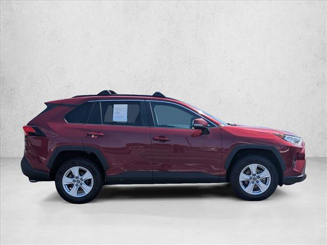 Used 2019 Toyota RAV4 XLE w/ Convenience Package FWD image 4