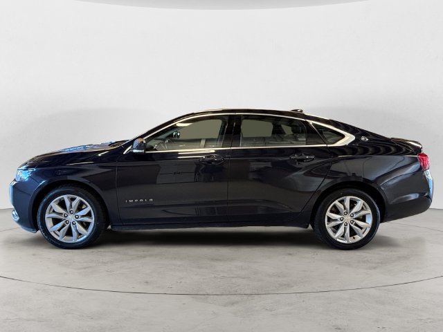 Used 2018 Chevrolet Impala LT FWD image 2