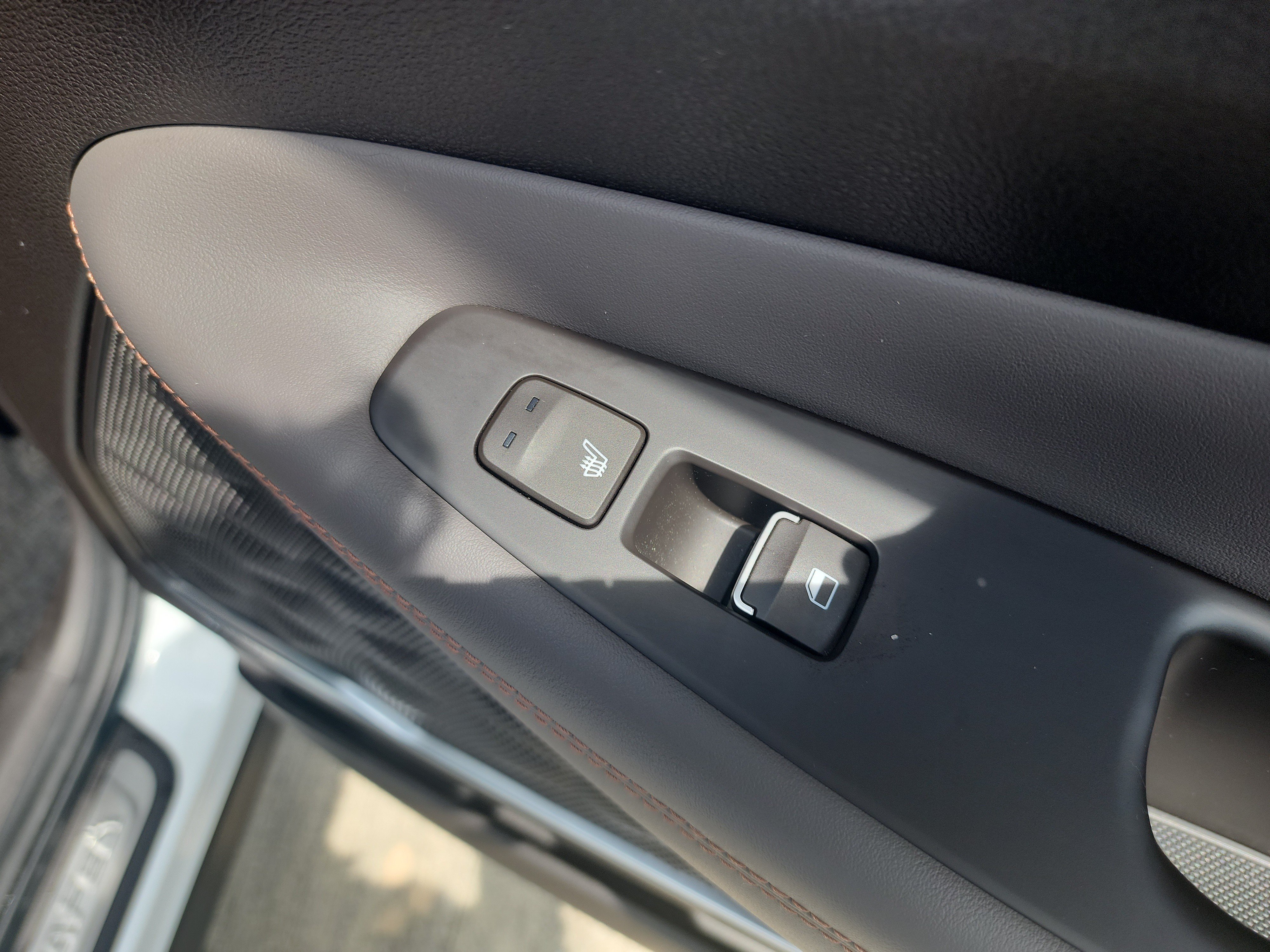 Used 2019 Hyundai Santa Fe FWD image 17