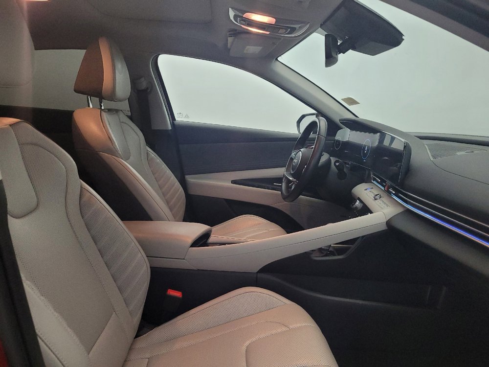 Used 2024 Hyundai Elantra Limited FWD image 21