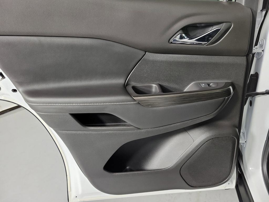 Used 2019 GMC Acadia SLT image 11