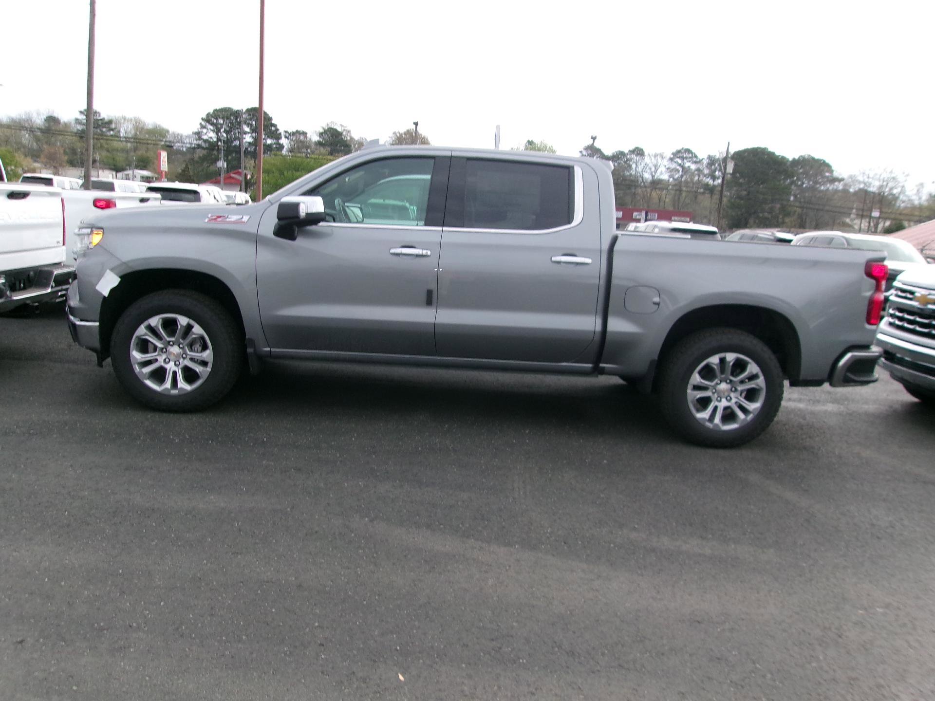 New 2026 Chevrolet Silverado 1500 LTZ w/ LTZ Premium Package image 22