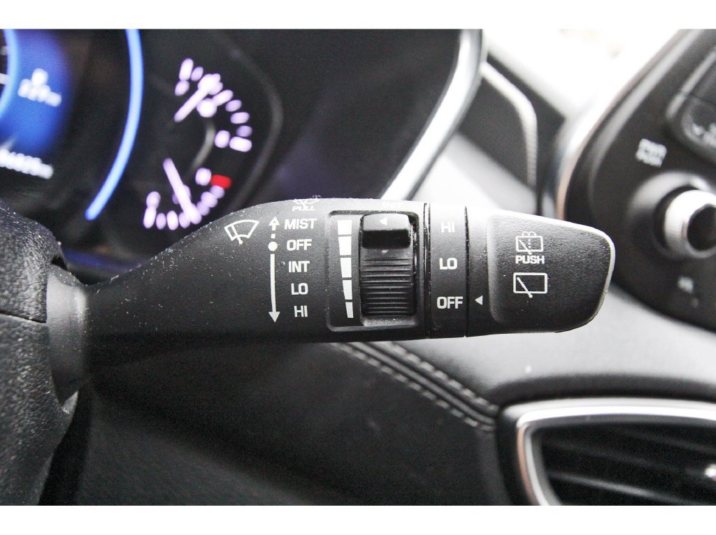 Used 2020 Hyundai Santa Fe SEL w/ Convenience + Premium Package FWD image 21