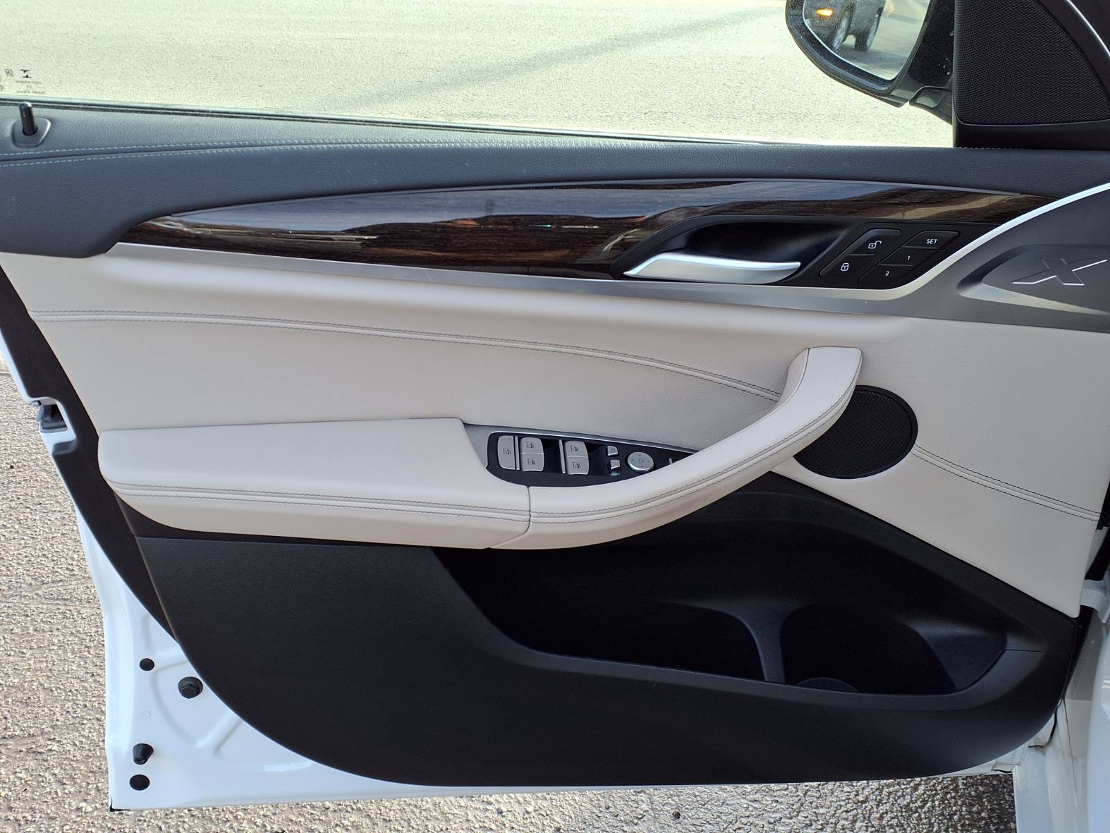 Used 2022 BMW X3 M40i image 6