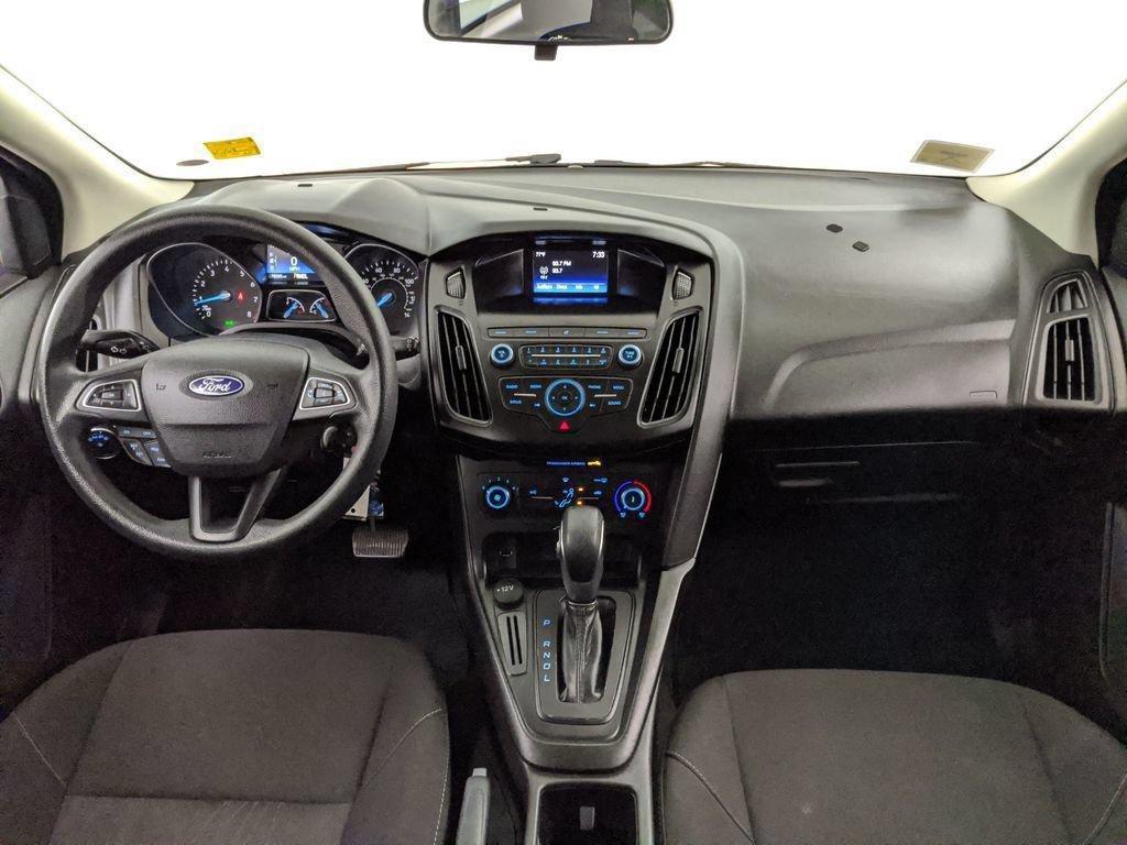 Used 2018 Ford Focus SE FWD image 7