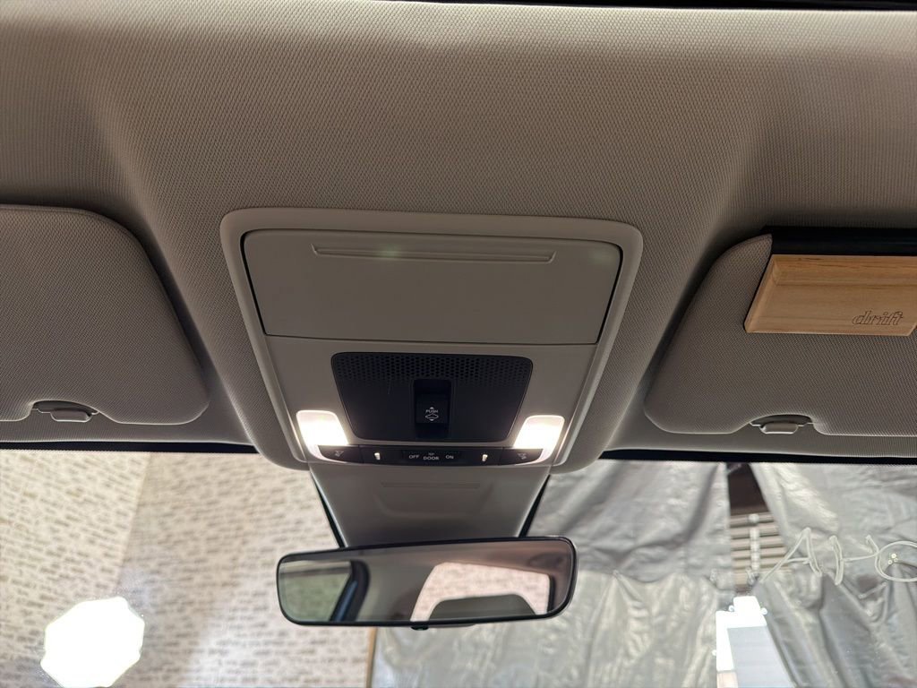 Used 2026 Honda CR-V EX-L image 23