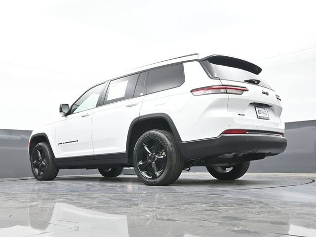Used 2023 Jeep Grand Cherokee L Laredo AWD/4WD image 47