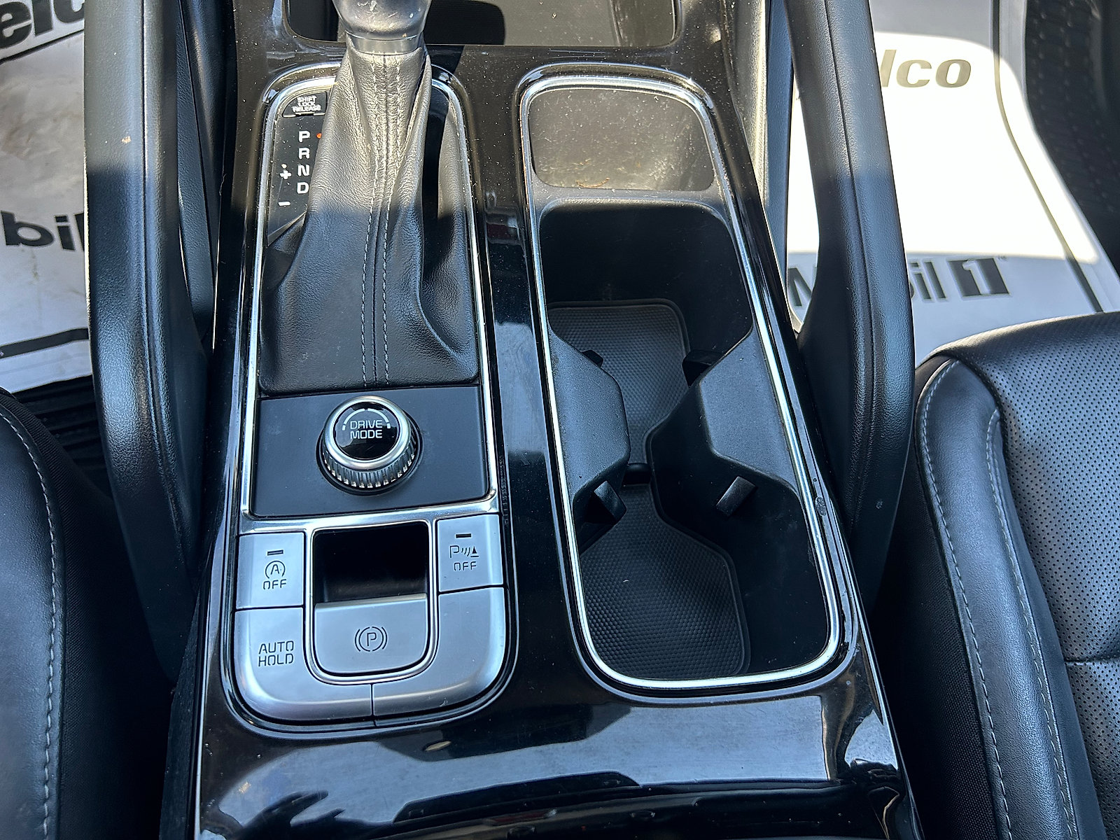 Used 2020 Kia Telluride S w/ S 8 Passenger Seating Package FWD image 21