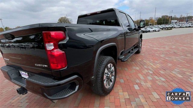 Used 2025 Chevrolet Silverado 2500 Custom w/ Custom Convenience Package image 9