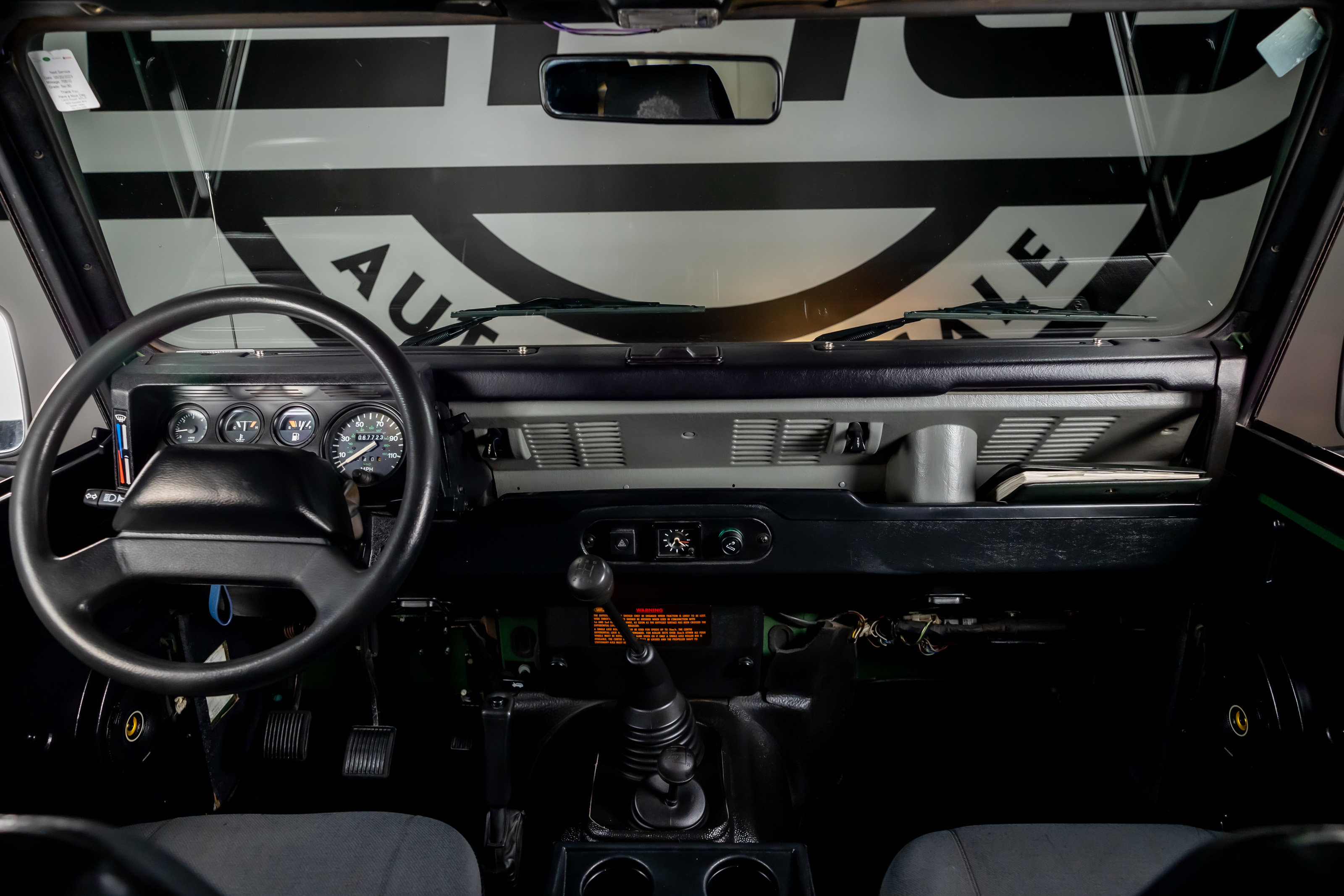 Used 1994 Land Rover Defender 90 AWD/4WD image 2
