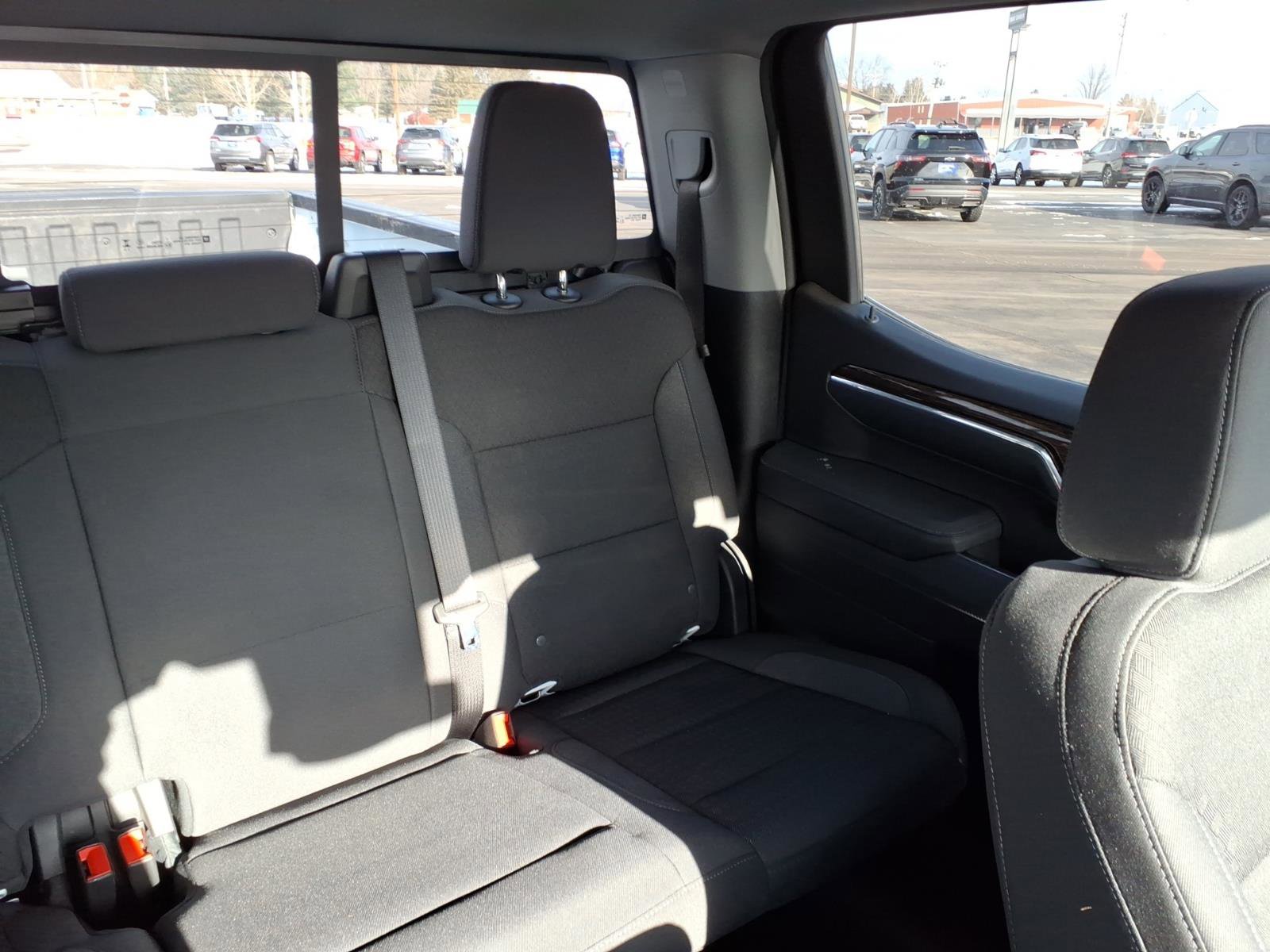 Certified 2025 GMC Sierra 1500 SLE w/ X31 Off-Road Package image 15