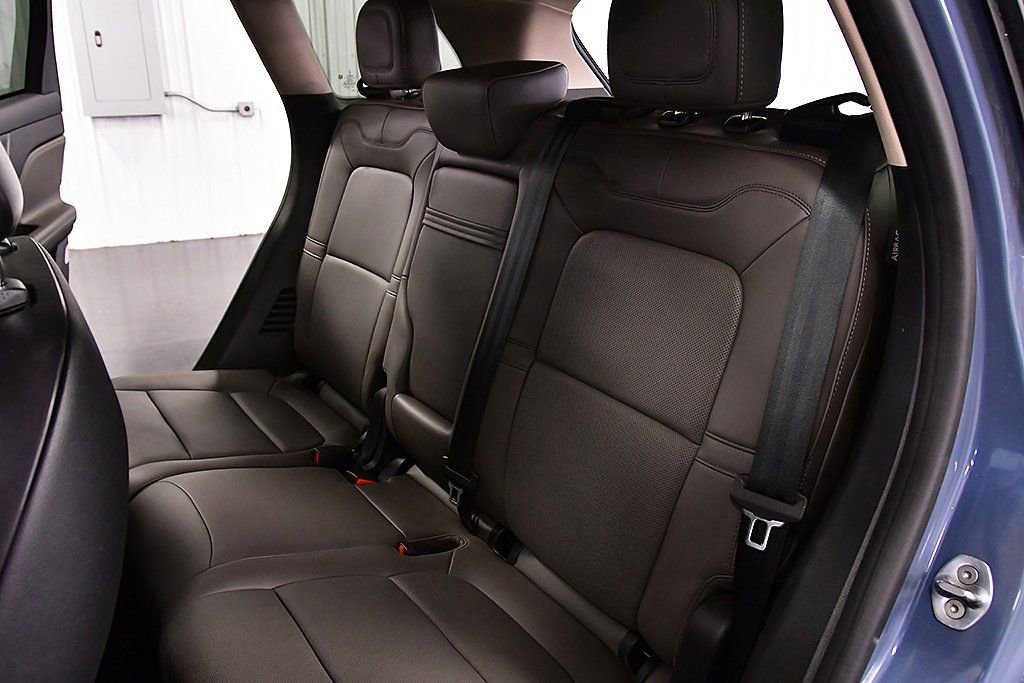 Used 2023 Lincoln Corsair Reserve w/ Equipment Group 202A image 27