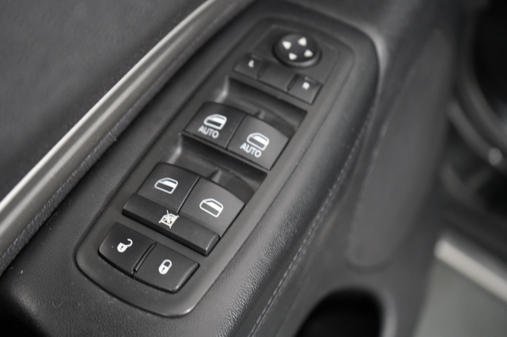 Used 2012 Dodge Durango SXT AWD/4WD image 18