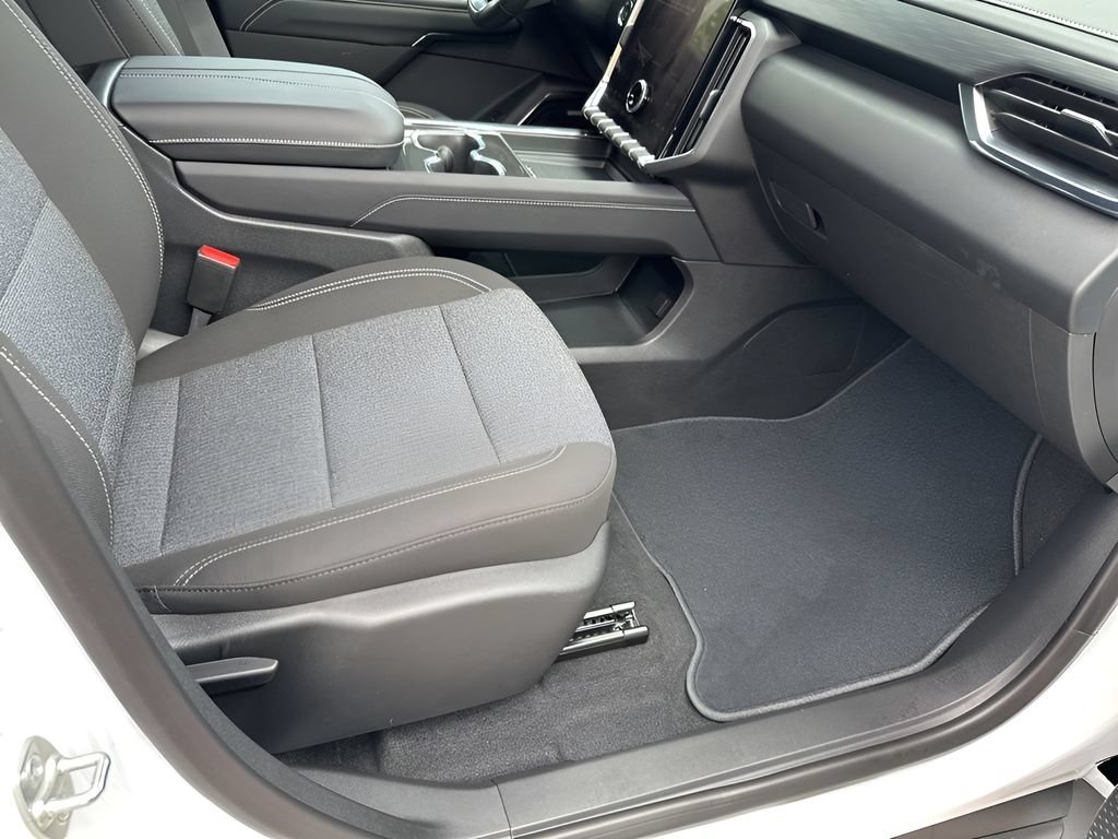 New 2026 GMC Acadia Elevation w/ Black Edition FWD image 19