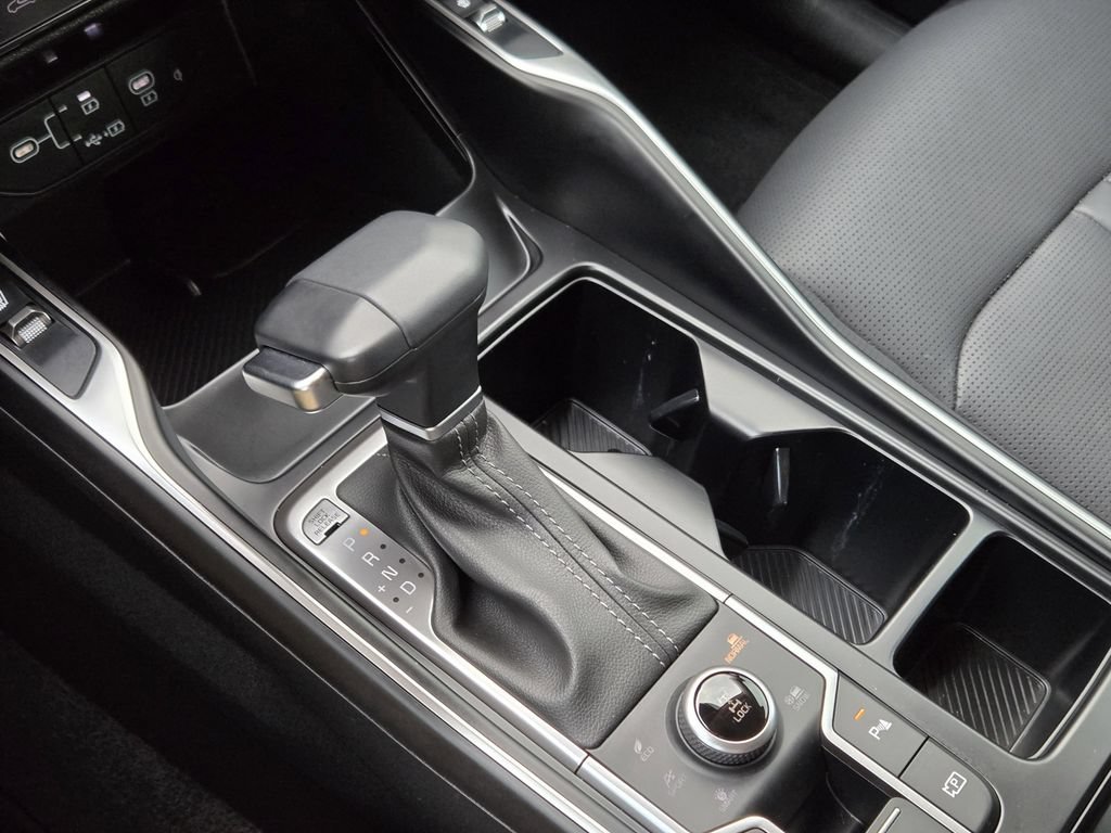New 2025 Kia Sorento S AWD/4WD image 17