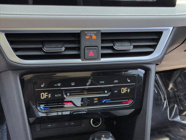 New 2026 Volkswagen Taos SE AWD/4WD image 12