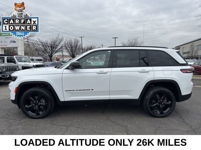 Used 2023 Jeep Grand Cherokee Altitude image 18