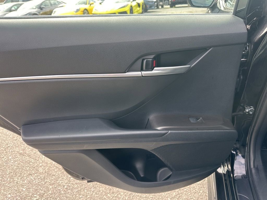 Used 2024 Toyota Camry SE image 24