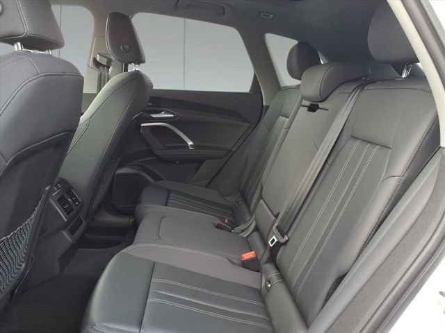 Used 2025 Audi Q5 Premium Plus w/ Premium Plus AWD/4WD image 16