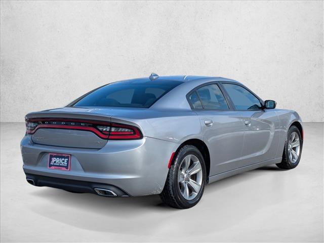 Used 2016 Dodge Charger SXT image 5
