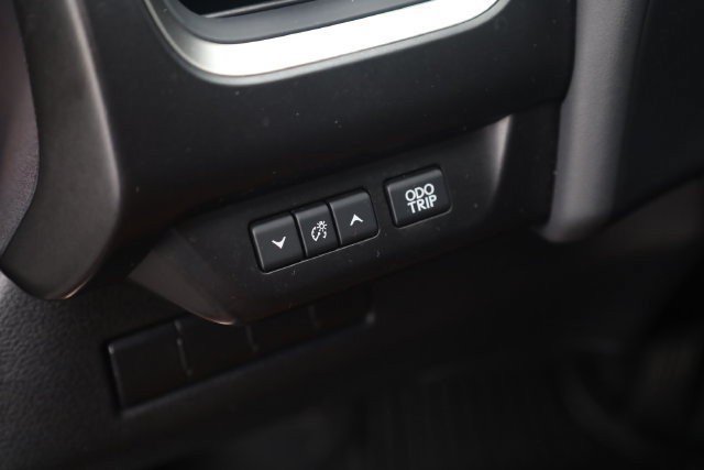 Used 2019 Lexus UX 200 FWD image 12