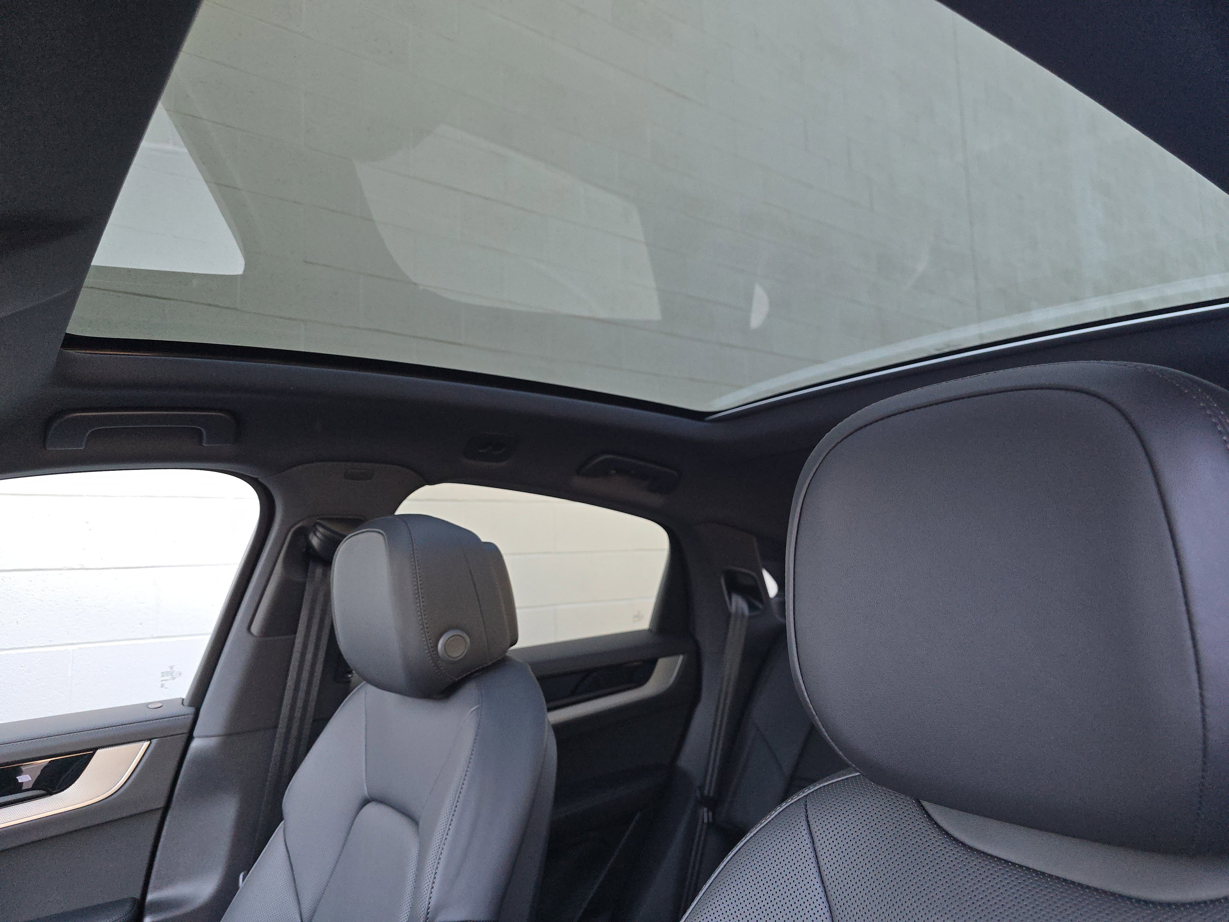 New 2026 Porsche Cayenne Coupe image 13