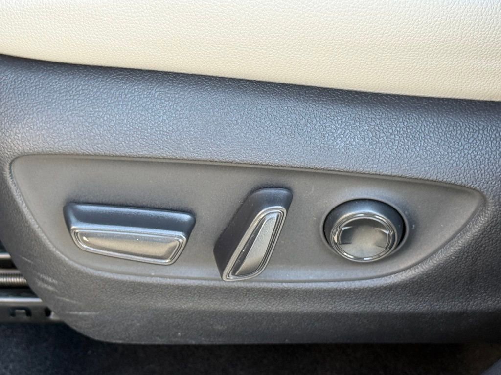 Certified 2024 Toyota Grand Highlander Limited image 21