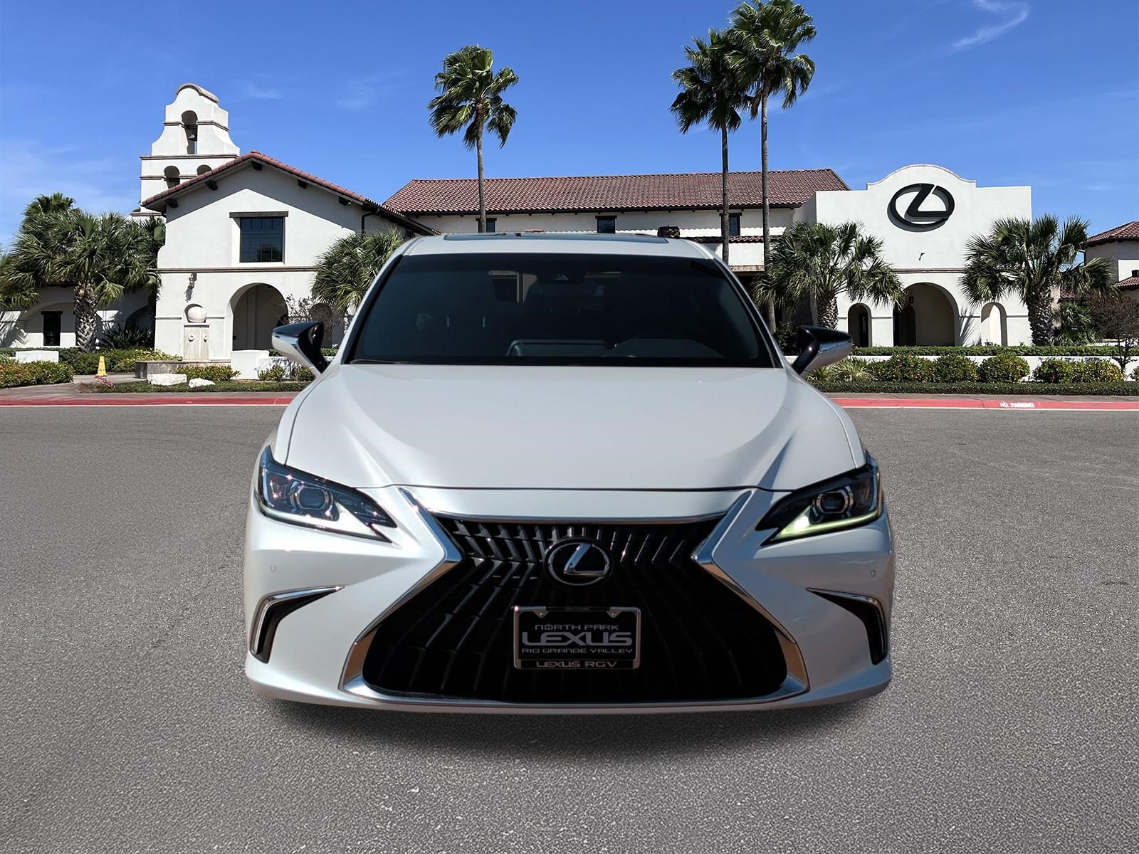Used 2025 Lexus ES 350 w/ Premium Package FWD image 6