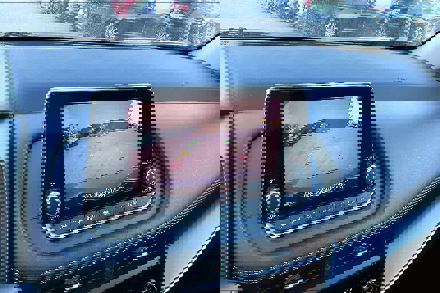 Used 2025 Nissan Rogue SV image 24