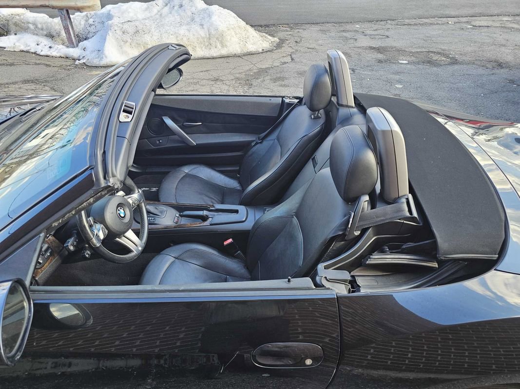 Used 2007 BMW Z4 3.0i image 27