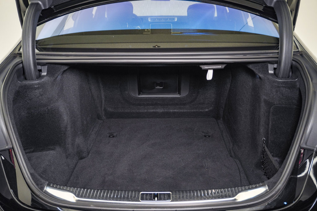 Used 2025 Mercedes-Benz S 580 4MATIC Sedan image 32