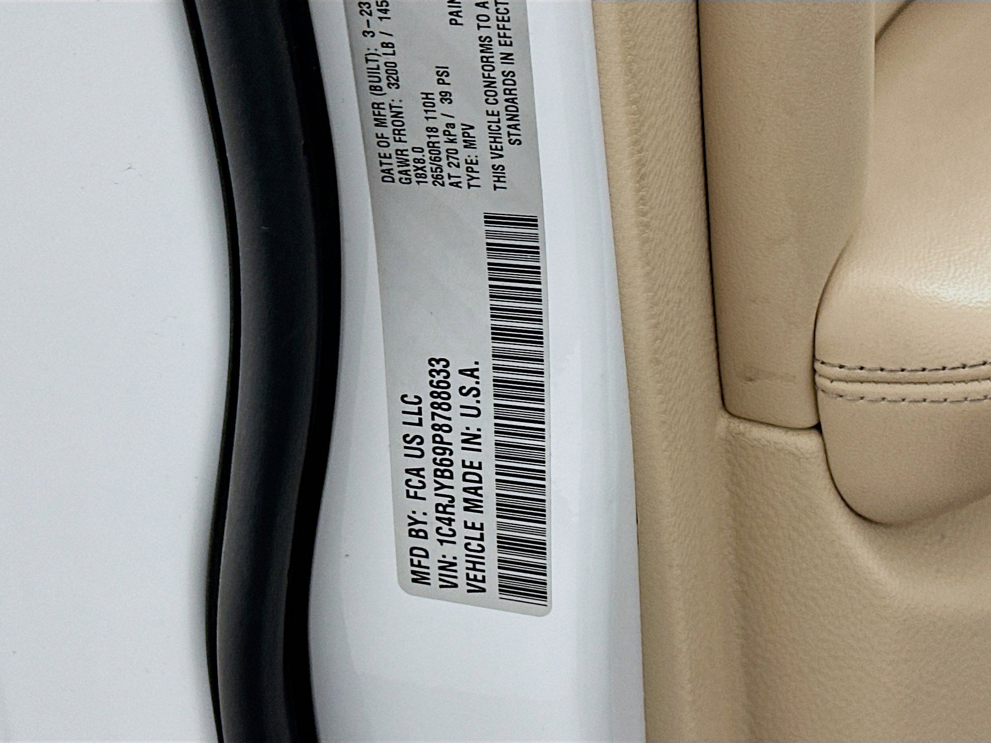 Used 2023 Jeep Grand Cherokee 4WD 4xe image 12