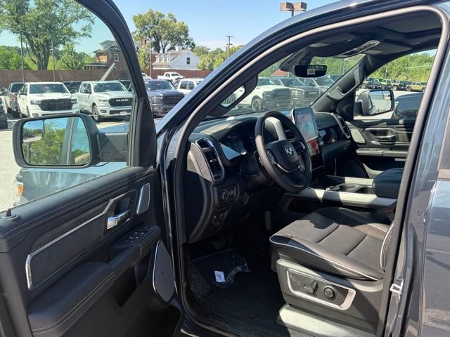 New 2026 RAM 1500 Laramie AWD/4WD image 15