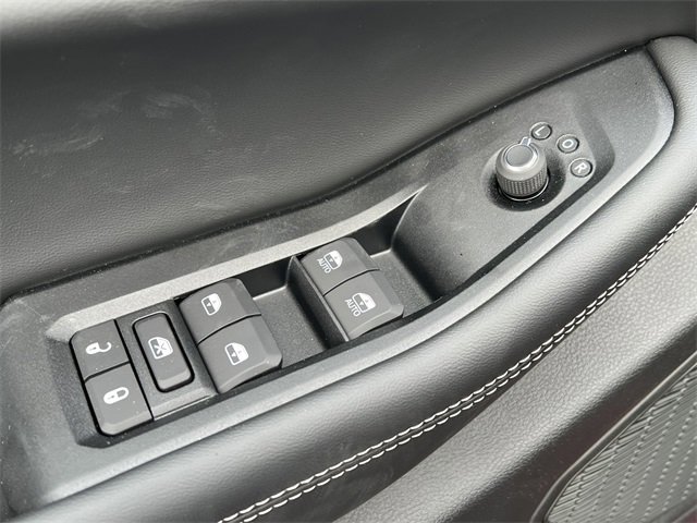 New 2025 Jeep Grand Cherokee Limited w/ Trailer Tow Package image 13