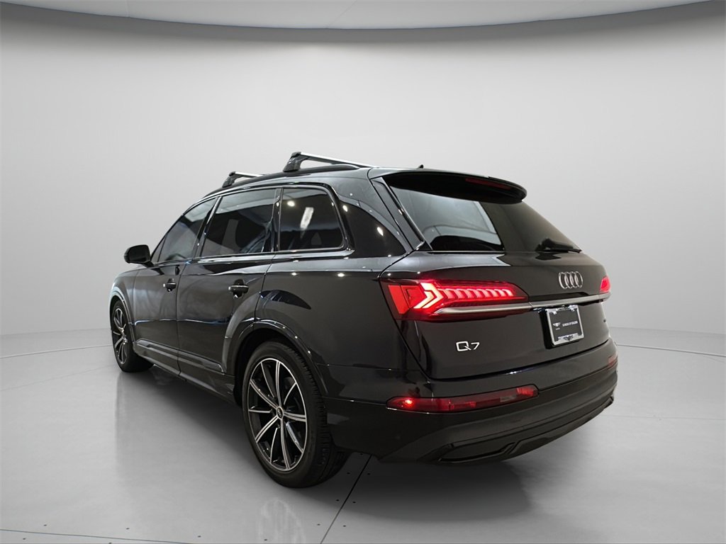 Used 2021 Audi Q7 3.0T Prestige image 3