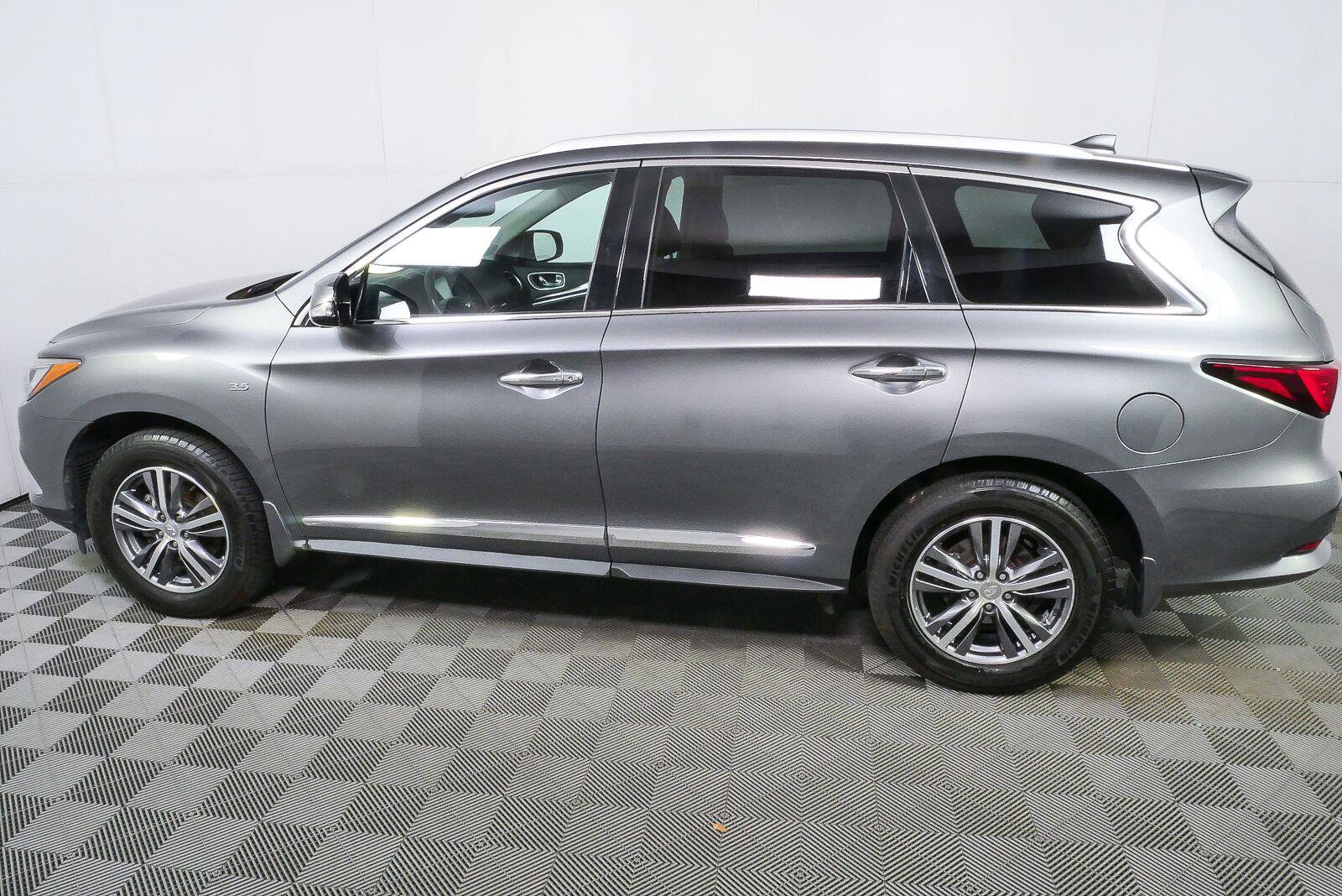 Used 2020 INFINITI QX60 Luxe w/ Essential Package AWD/4WD image 24