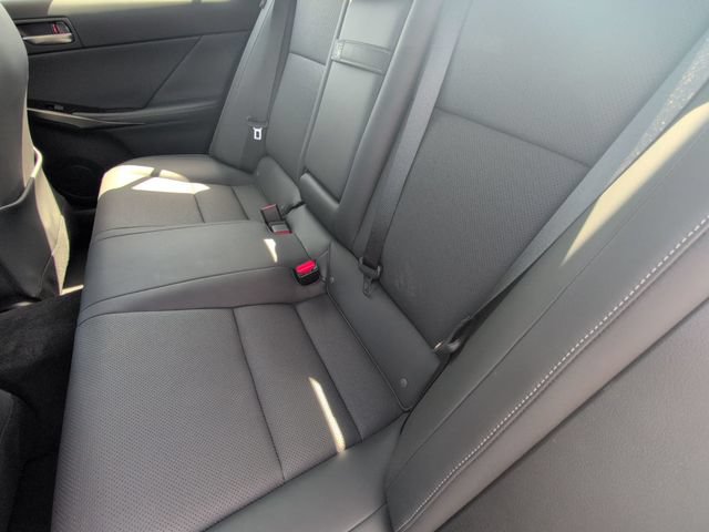 Used 2023 Lexus IS 300 w/ Comfort Package RWD image 17