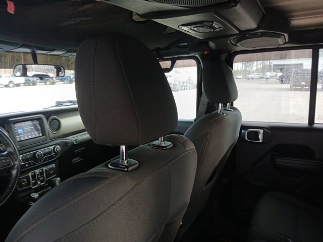 Used 2020 Jeep Gladiator Sport w/ Quick Order Package 24S image 17