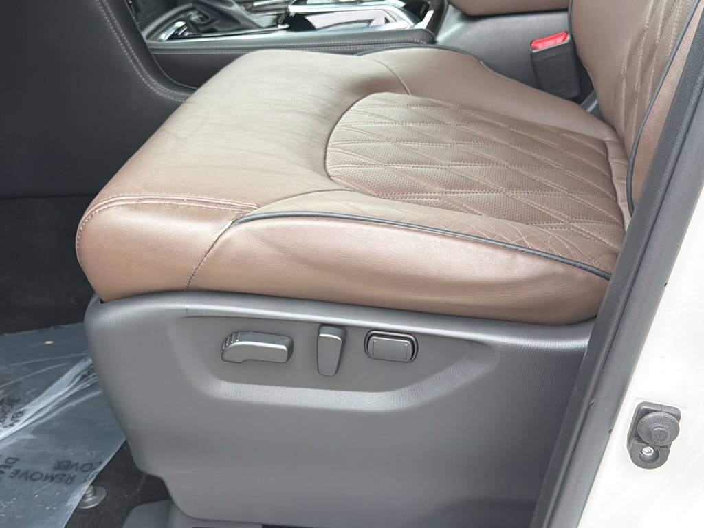 Used 2023 Nissan Armada Platinum w/ Captain's Chairs Package AWD/4WD image 25