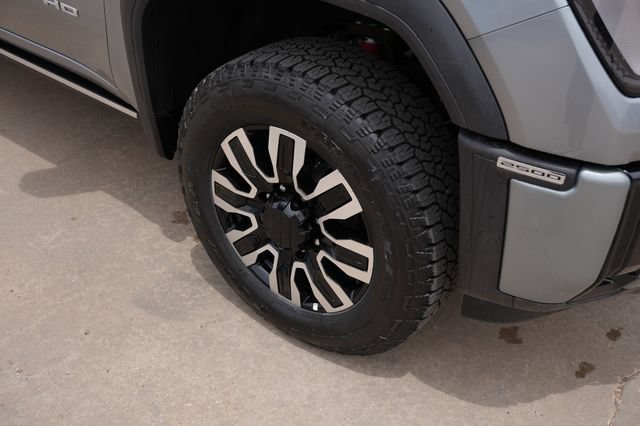 New 2026 GMC Sierra 2500 Denali Ultimate AWD/4WD image 8