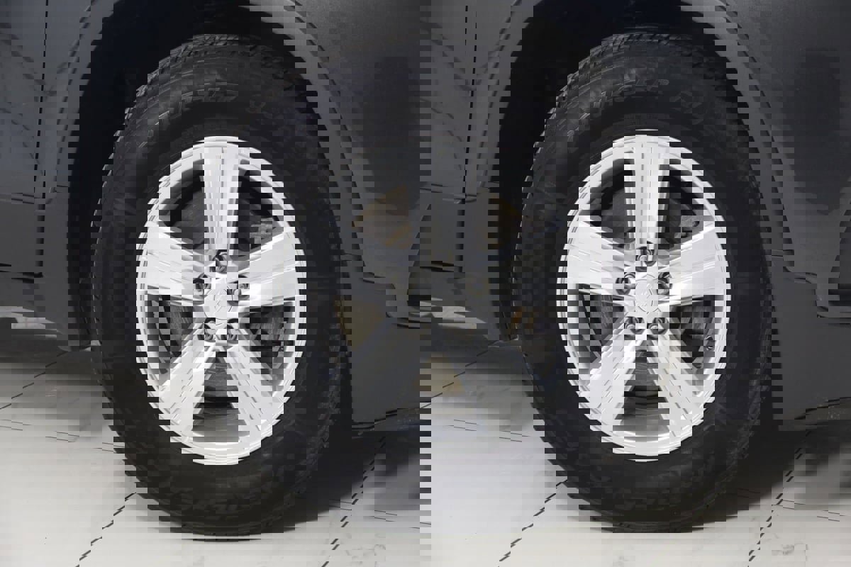 Used 2020 Chevrolet Trax LT image 13