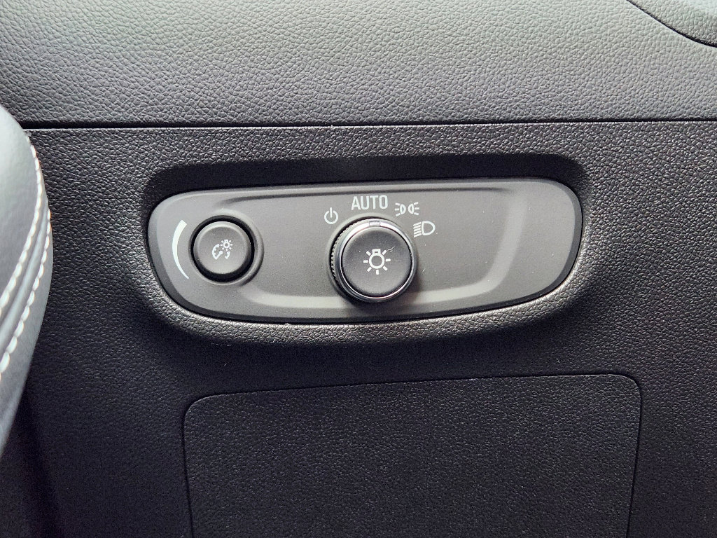 Certified 2025 Buick Encore GX Preferred image 22