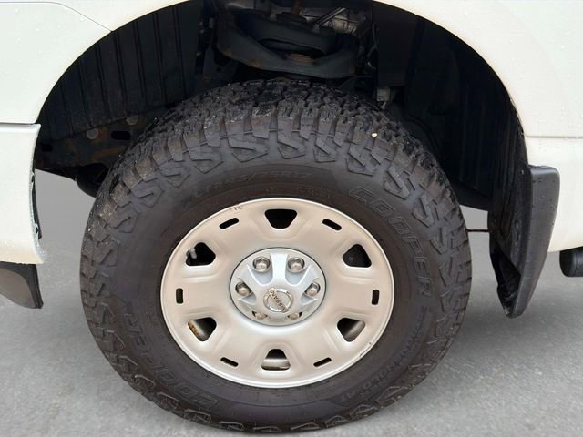 Used 2022 Nissan Titan S w/ HD Front GAWR Package AWD/4WD image 11