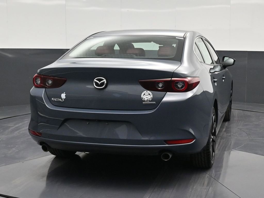 Used 2022 MAZDA MAZDA3 s image 2