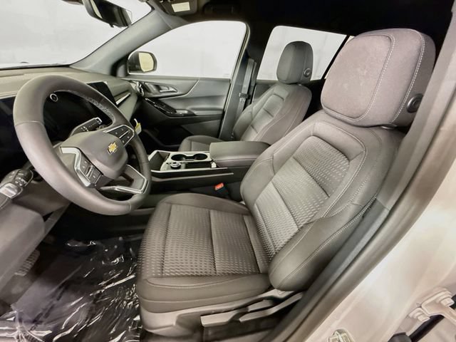 New 2027 Chevrolet Equinox LT w/ Safety and Technology Package FWD image 22