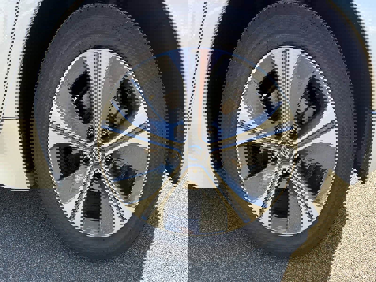 Used 2019 Nissan Leaf SV Plus w/ SV Plus Technology Package image 5