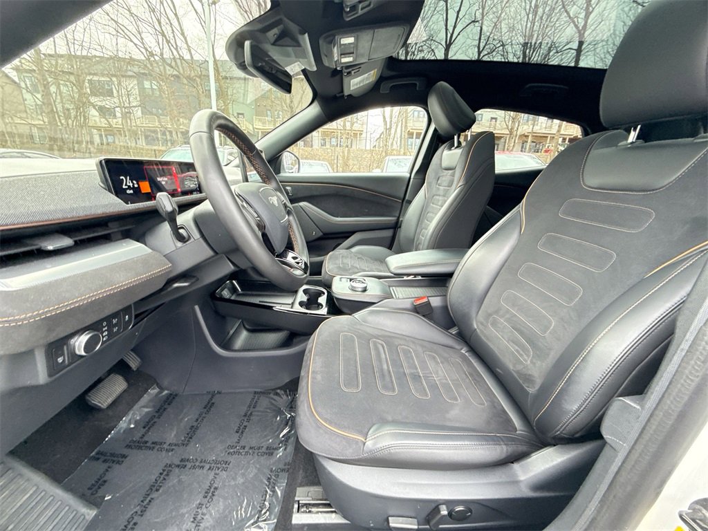 Used 2021 Ford Mustang Mach-E GT image 13