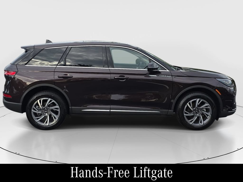 Used 2023 Lincoln Corsair AWD w/ Equipment Group 101A image 4